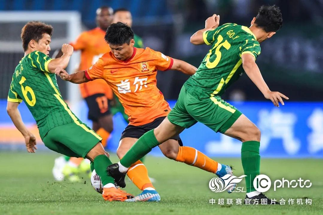 جدول ترتيب الدوري المصري عام 2025توقعات وتحليل مفصل
